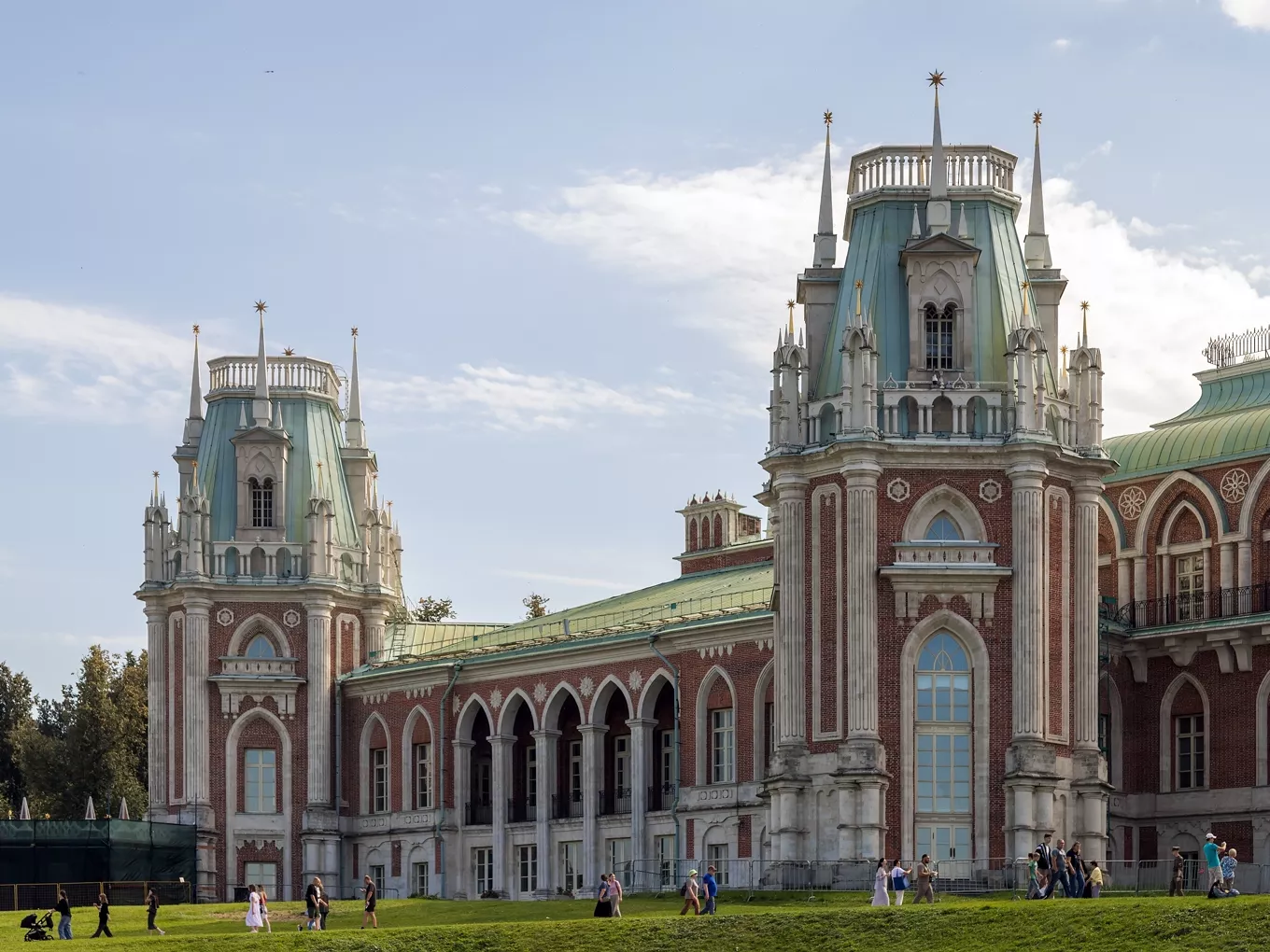 Большой Царицынский дворец, современный вид. Источник: Викисклад; фото: Mike1979 Russia, CC BY-SA 3.0; уменьшено.